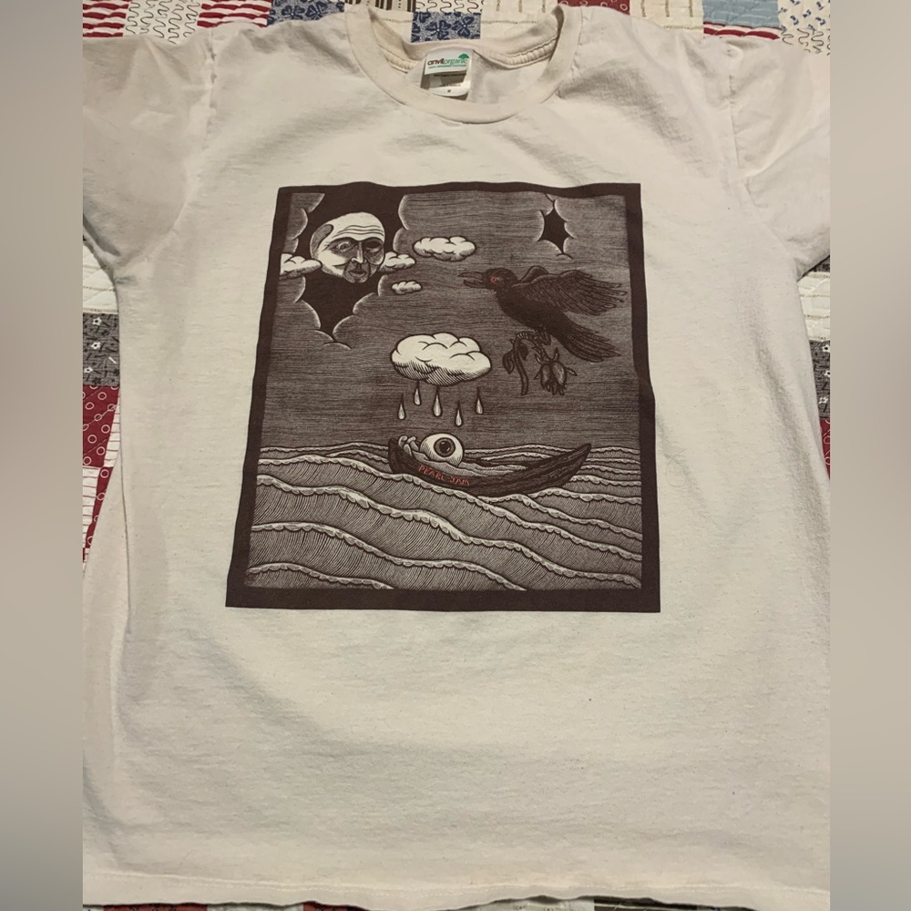 Pearl Jam 2010 Concert T-shirt.